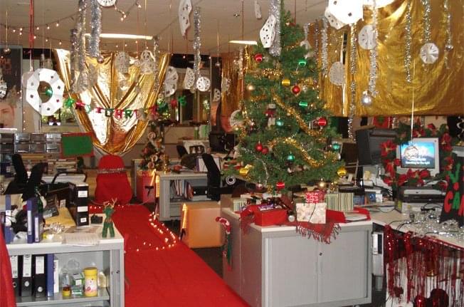 tacky christmas decorations office